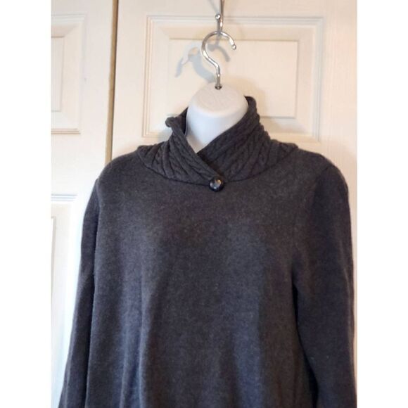 Jeane Pierre Gray Sweater - Picture 2 of 3